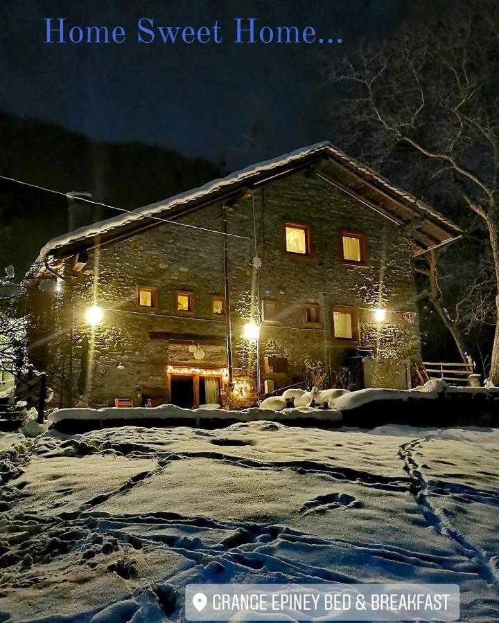 Bed and Breakfast Grange Epiney Bed e Breakfast La Salle Exterior foto