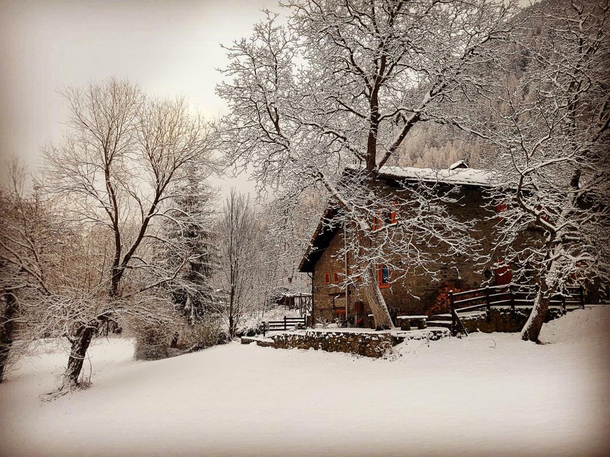 Bed and Breakfast Grange Epiney Bed e Breakfast La Salle Exterior foto