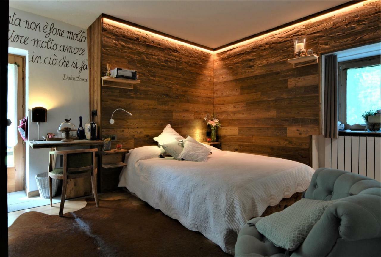 Bed and Breakfast Grange Epiney Bed e Breakfast La Salle Exterior foto